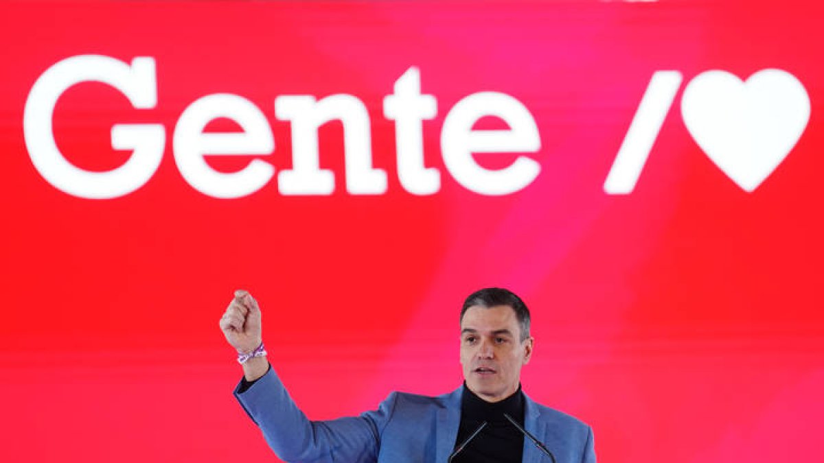 El secretario general del PSOE y presidente del Gobierno, Pedro Sánchez, durante su participación en un acto sobre feminismo con motivo del Día Internacional de la Mujer, que se celebra el 8 de marzo, éste sábado en Madrid. BORJA SÁNCHEZ-TRILLO