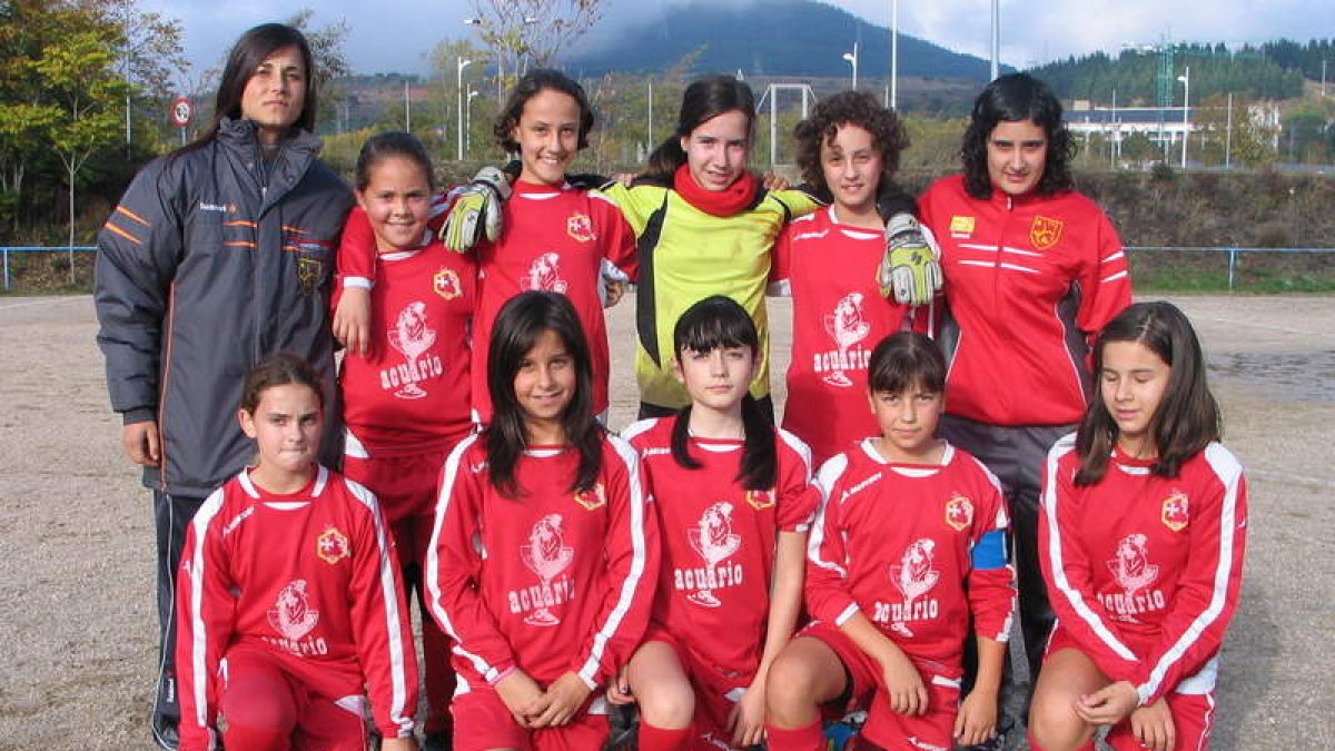 Formación del CD Ponferrada que milita en alevines.