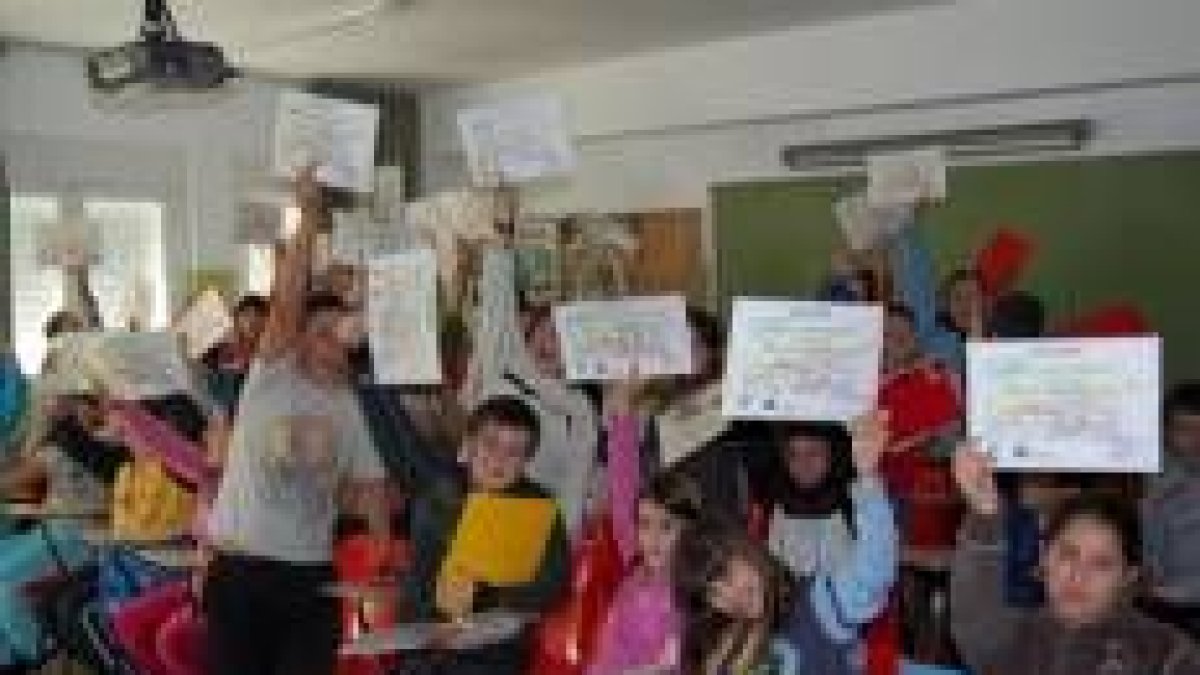 Con la entrega de diplomas concluyeron las ecoauditorías