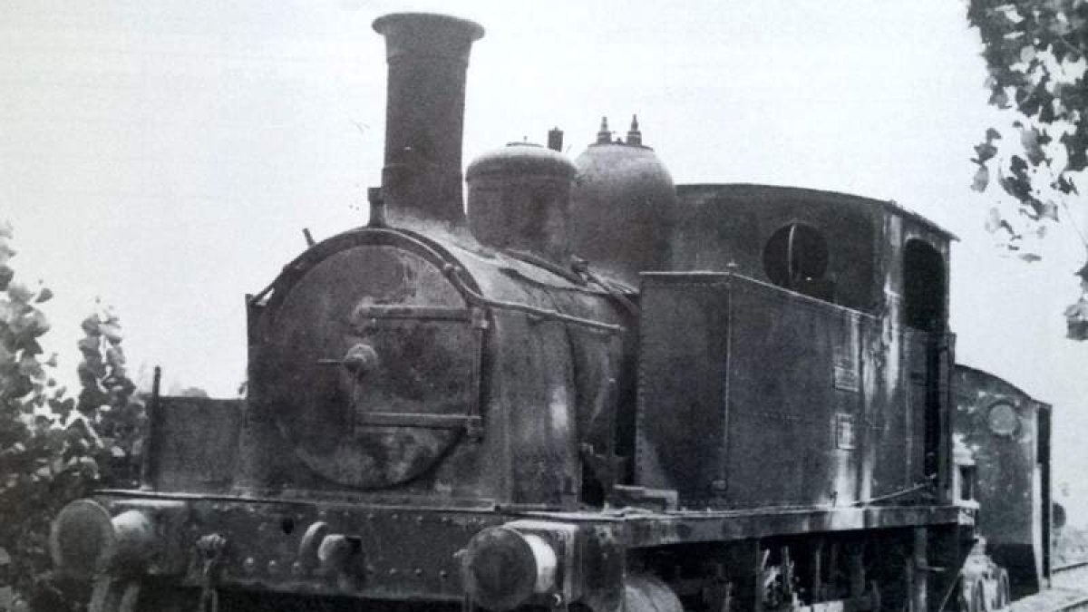 La Sestao, 52 del PV, fotografiada en Cosmos. JOAN BATLLLEVELL (EL FERROCARRIL DE PONFERRADA A VILLABLINO)