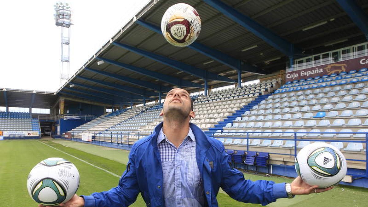 Yuri, autor de tres de los cuatro goles contra el Betis, en El Toralín