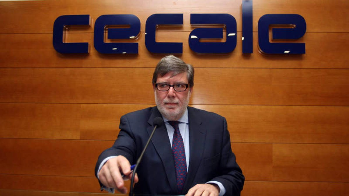 Santiago Aparicio, presidente de Cecale, en una foto de archivo.