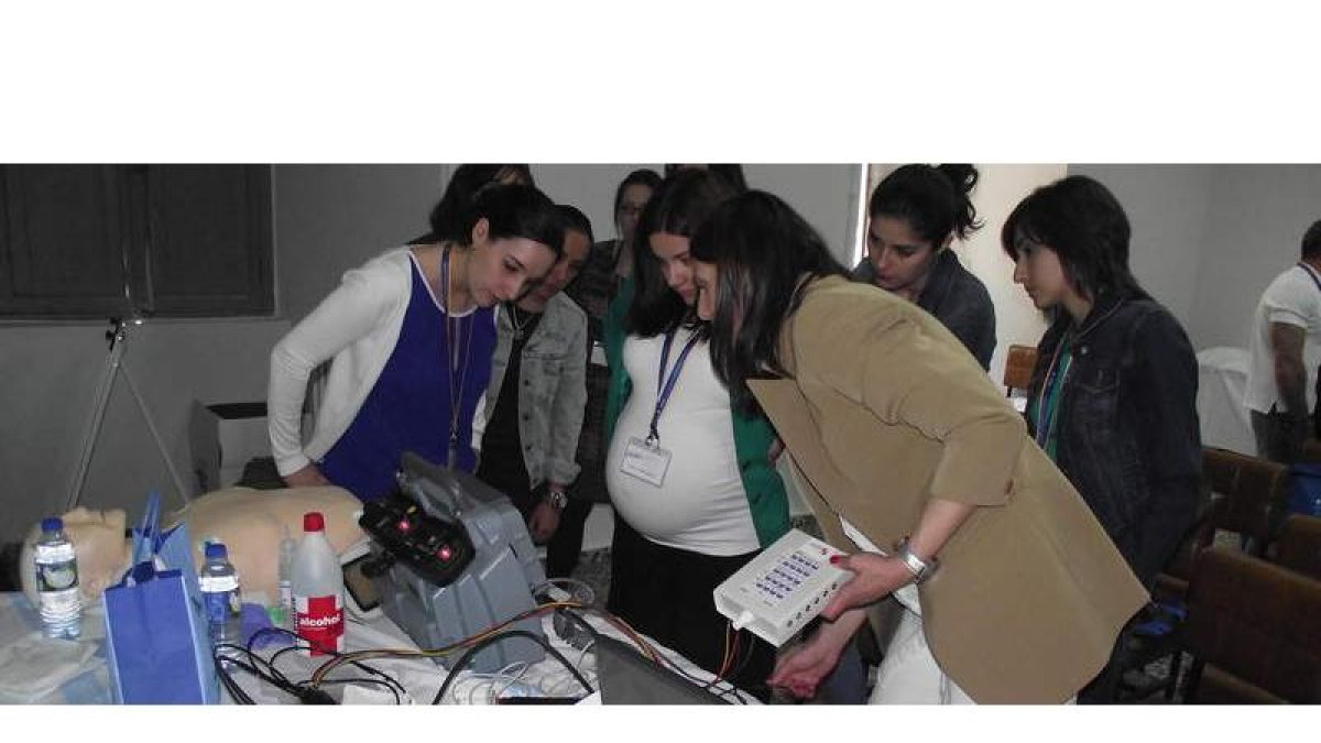 El Monasterio de los Paúles acogió los talleres prácticos paralelos a las ponencias en el Teatro Villafranquino.