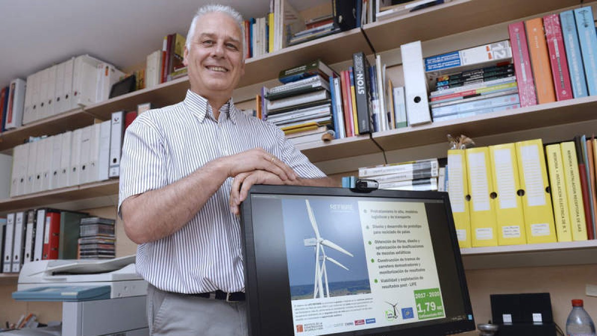 Felipe Romero dirige el proyecto Refibre en Castilla y León. GALLEGO