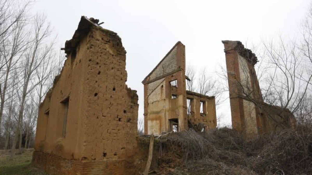 Molino de la localidad de Villamartín de Don Sancho, que perteneció a la intelectual gallega Concepción Arenal.