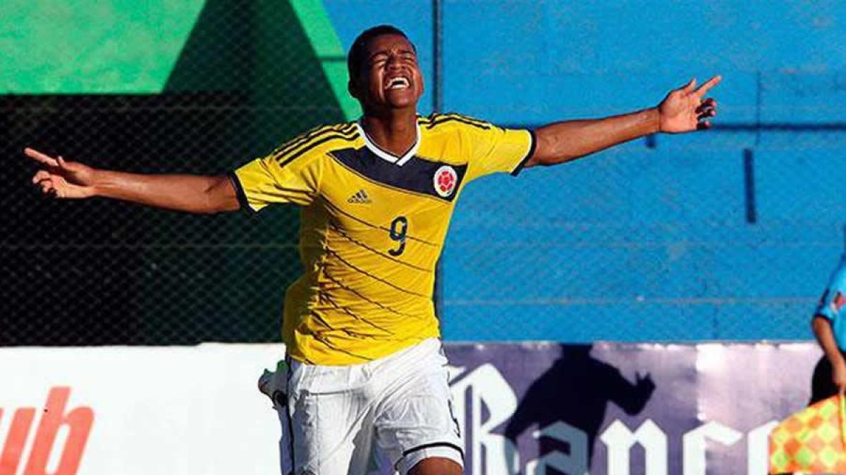 El delantero internacional colombiano Edward Bolaños