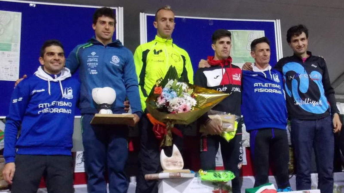 El leonés Sergio Sánchez subió a lo más alto del podio en la prueba competitiva. PLANILLO