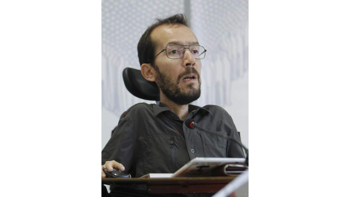 Pablo Echenique ofreció los datos de las primarias.