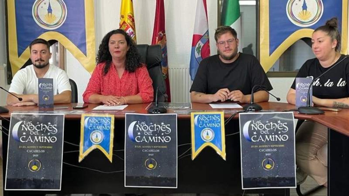 Presentación de los actos, ayer, en el Ayuntamiento. DL