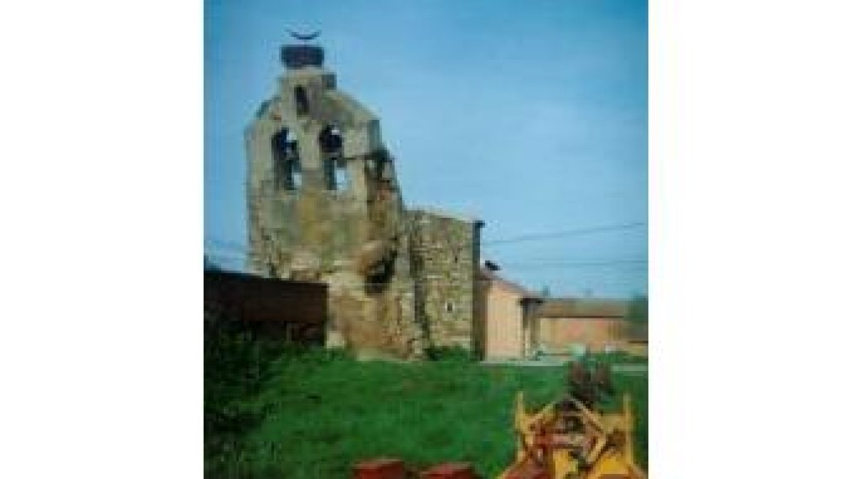 Imagen captada en el momento del derrumbe de la torre hace ocho días