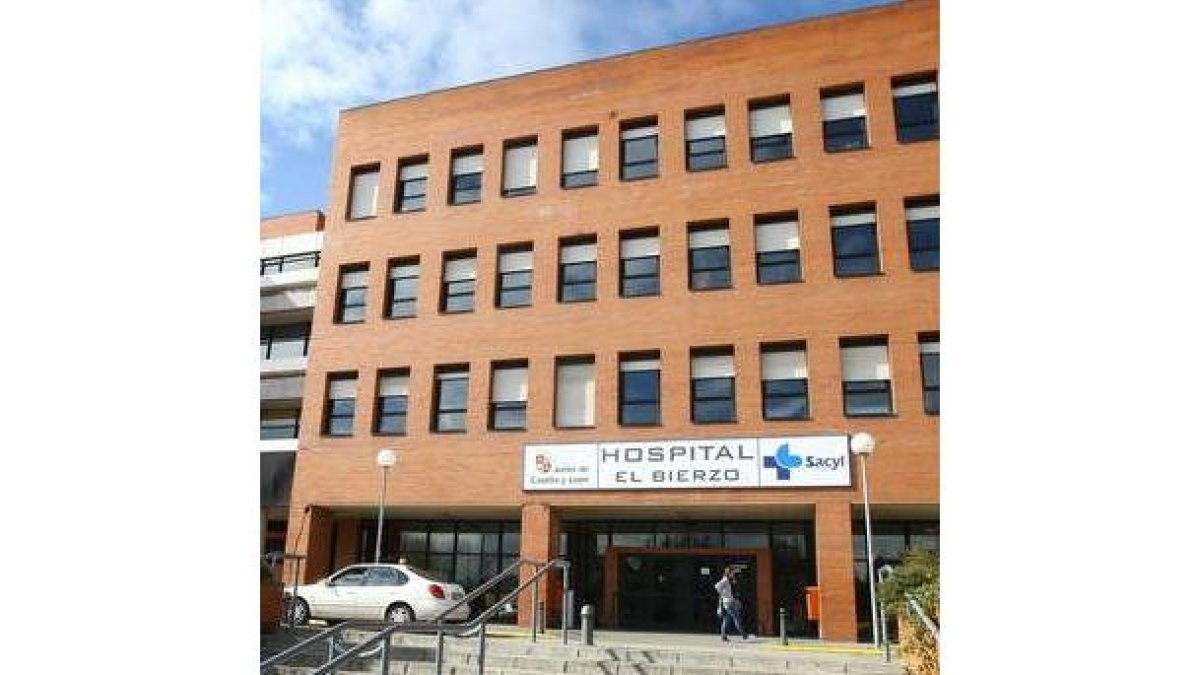 En la imagen de archivo, el Hospital del Bierzo.