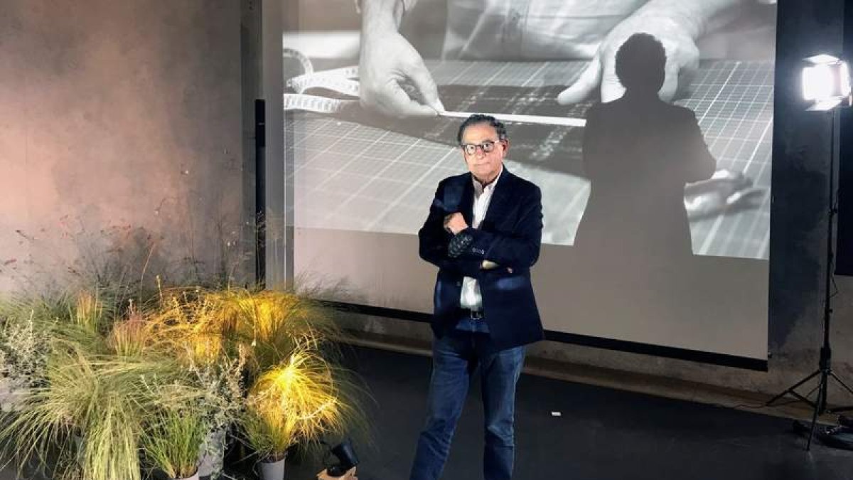 El diseñador Roberto Verino ha sido el encargado de inaugurar una nueva edición de ‘Madrid es moda’. EFE