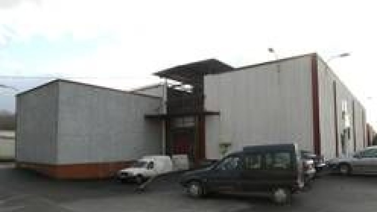 Vista exterior del matadero municipal, que podría pasar a ser gestionado por el Consejo Comarcal