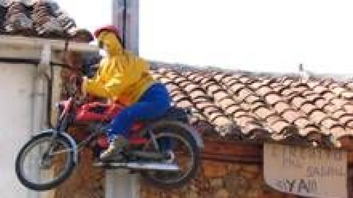 La ironía define el mayo de Calzada de la Valdería