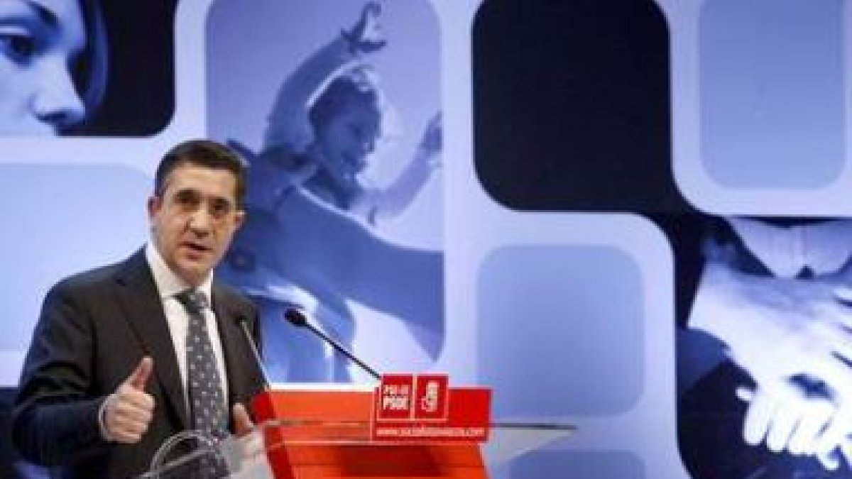 Patxi López será elegido este martes como presidente de la comunidad vasca con los votos del PSE y e