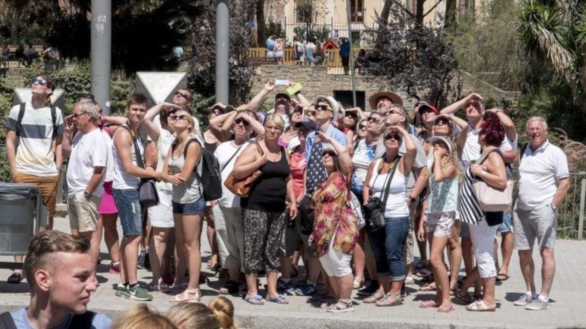 Turistas en el centro de Barcelona.