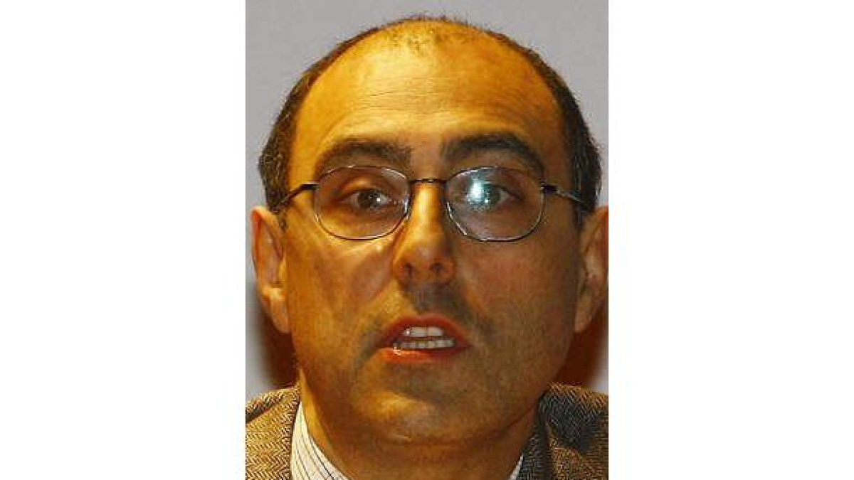 Carlos G. Antón.