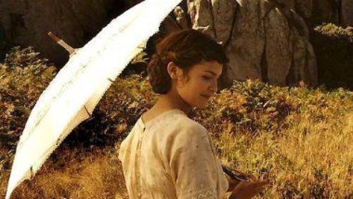 Audrey Tautou espera recobrar a su novio, desaparecido en las trincheras