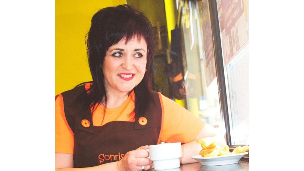 Rocío Rabanal posa en su chocolatería