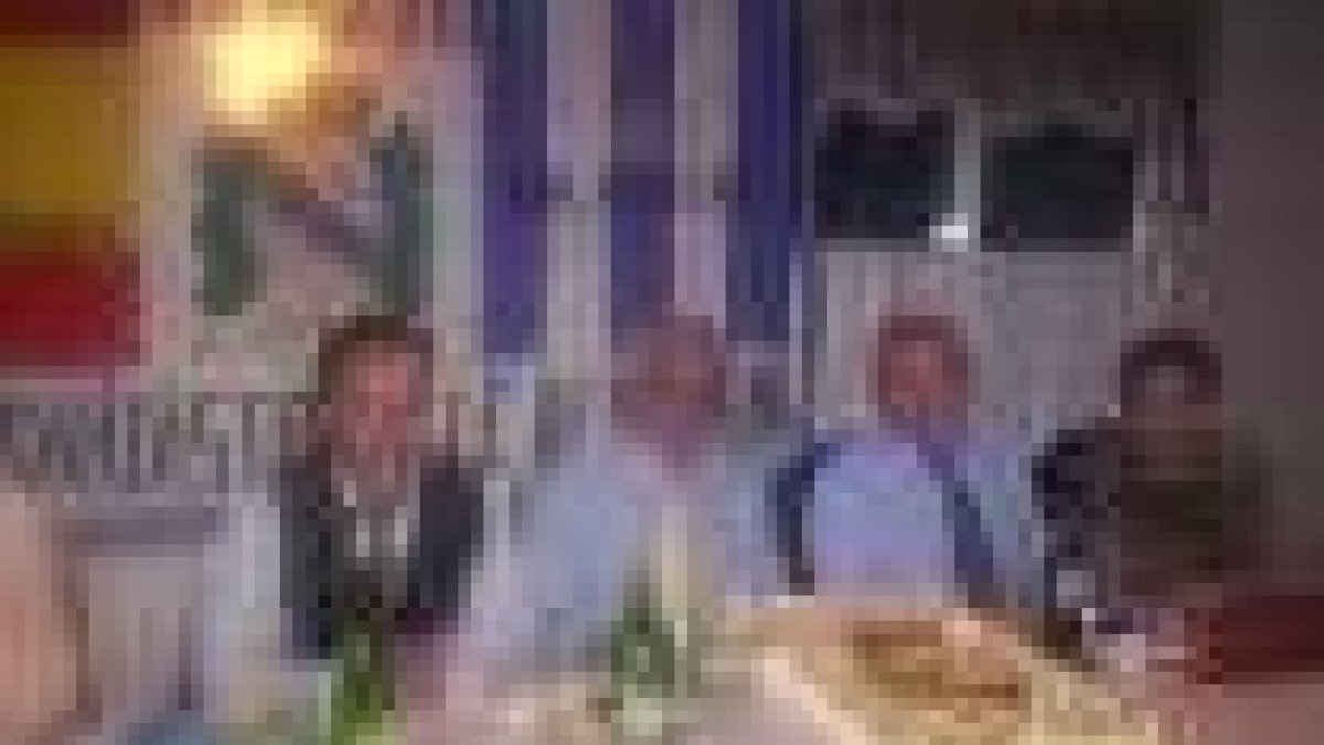 La peña madridista de Laciana homenajeó a uno de sus fundadores