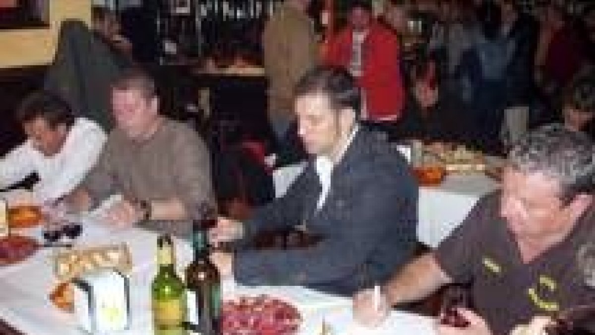 La cata celebrada en Taberna Mateos tuvo una excelente aceptación