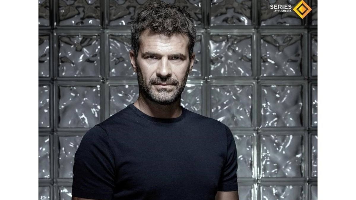 Rodolfo Sancho, que da vida a Héctor Aguirre en la serie de A-3 'Mar de plástico'.