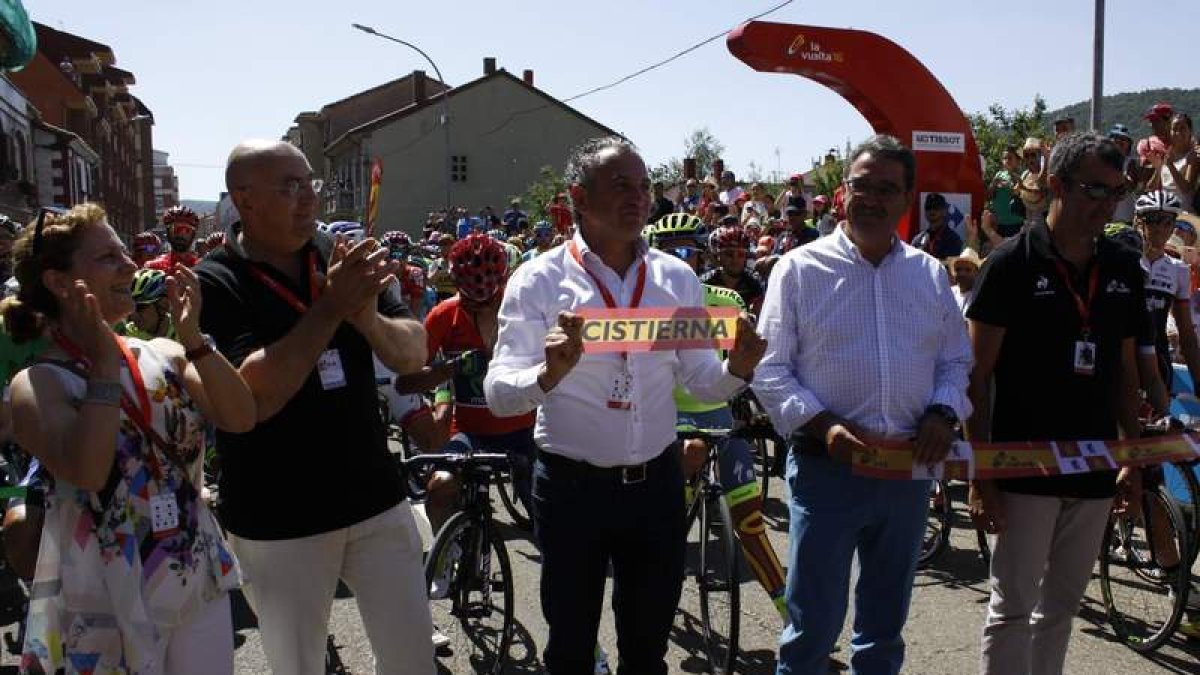 salida de la vuelta ciclista 2018 en cistierna