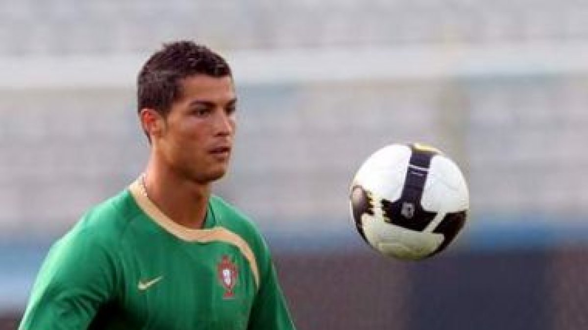 Cristiano en un entrenamiento con Portugal.