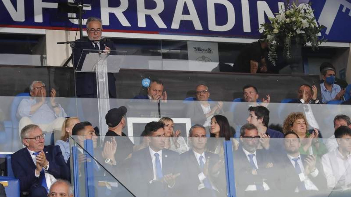 Los dirigentes deportivistas deben decidir en los próximos días cuál será el inquilino del banquillo. LDLM