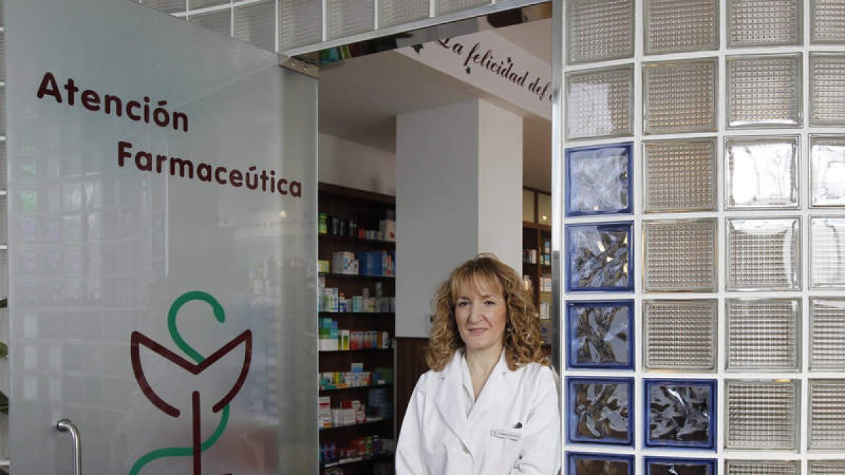 Magdalena Sánchez Lozano es vocal de oficina de farmacia en el COF de León.