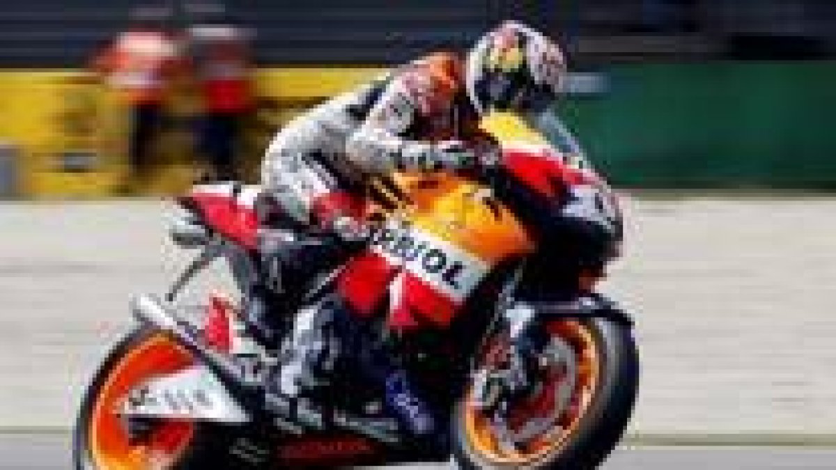 El piloto español Dani Pedrosa (Repsol Honda) en acción durante la tanda clasificatoria