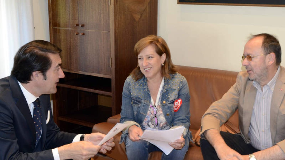 Presentación del manifiesto en la Subdelegación de Gobierno.