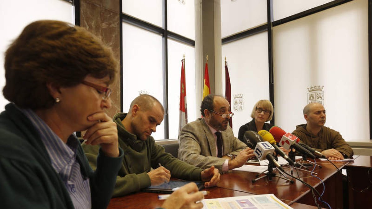 La Junta de Personal Funcionario de los Servicios Territoriales de León, ayer en la Junta