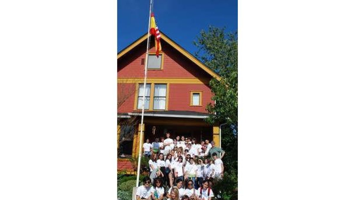 Alumnos de Castilla y León en el campamento en Seattle.