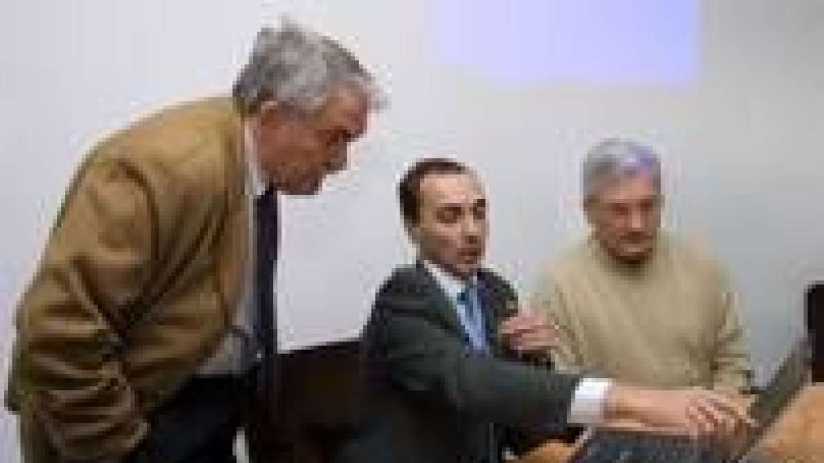 Responsables de la Denominación de Origen Bierzo en la presentación del balance de los vinos