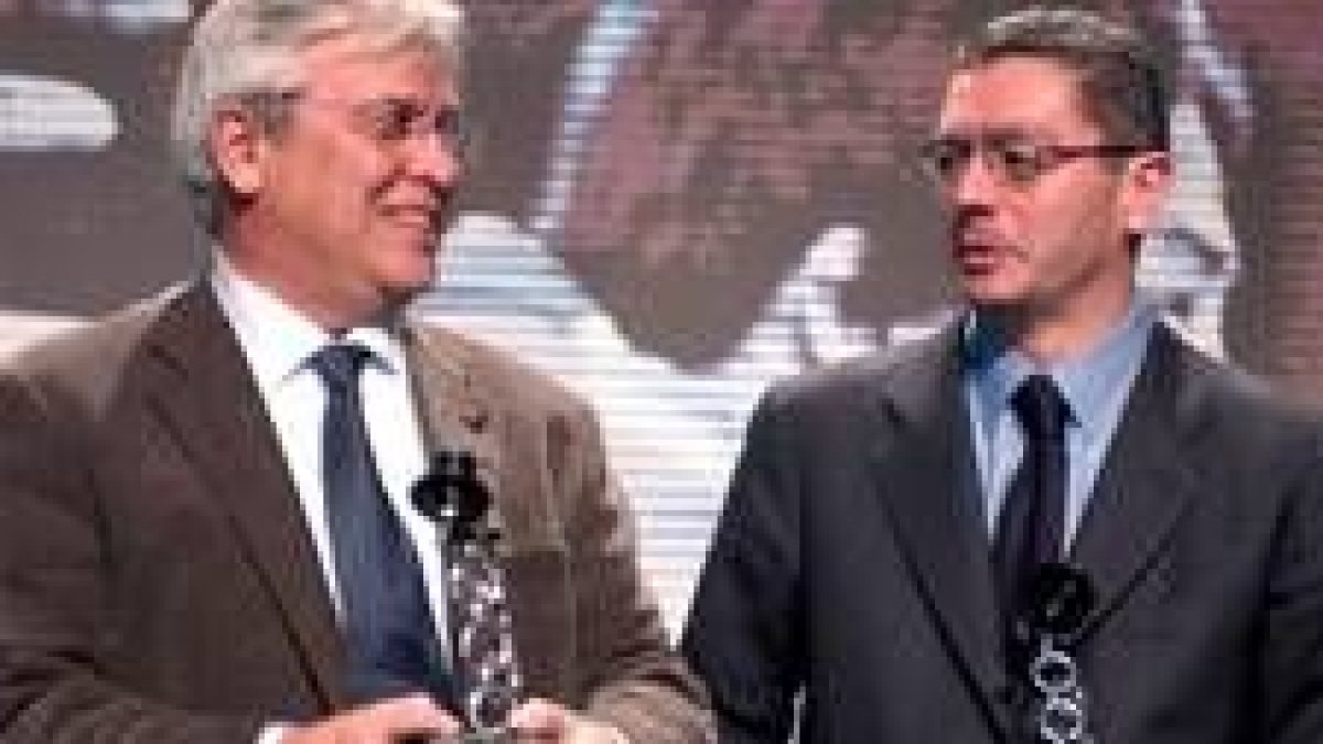 El alcalde de Barcelona, Joan Clos, y Ruiz Gallardón, durante la gala del Deporte por Madrid 2012