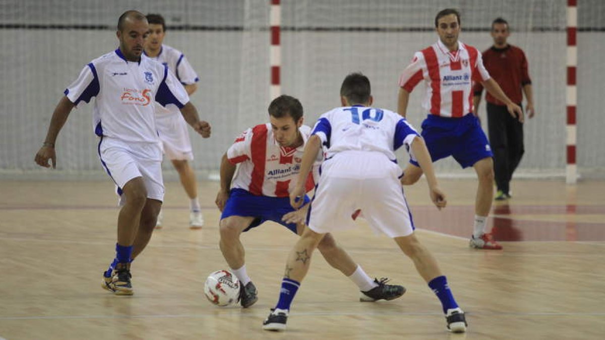 El equipo rojiblanco cayó en tierras zamoranas.