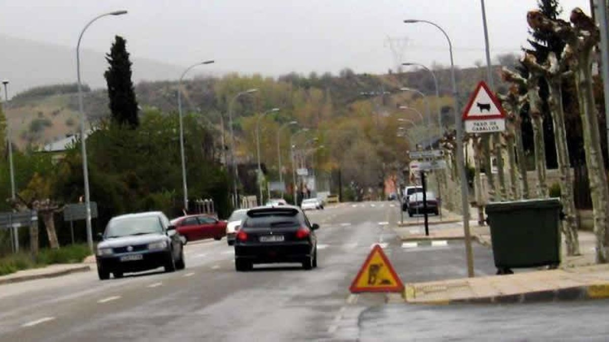 La rotonda reorganizará el tráfico en la prolongación de la avenida Villafranca de Bembibre.