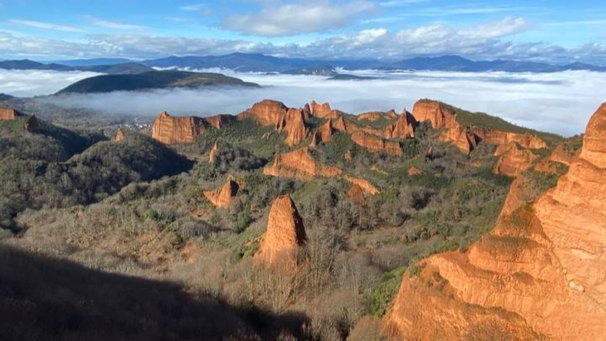 Fotografía de archivo de una mañana de niebla en Las Medulas. RAMIRO