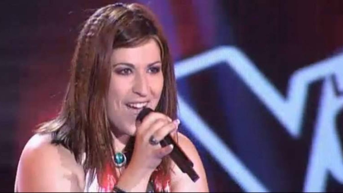 La cantante leonesa Beatriz Herrero no pudo superar a Rebeca Moscardó en la nueva batalla que anoche enfrentó a ambas artistas en el exitoso programa de Telecinco ‘La Voz’. Aunque Malú, su ‘coach’, valoró la gran actuación de ambas y calificó de muy dura