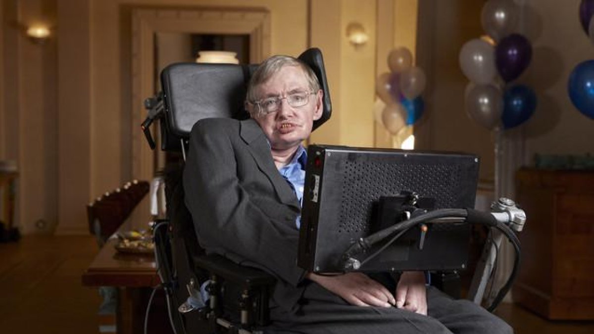 Una noche en el universo con Stephen Hawking Stephen Hawking at Gonville & Caius College, Cambridge.