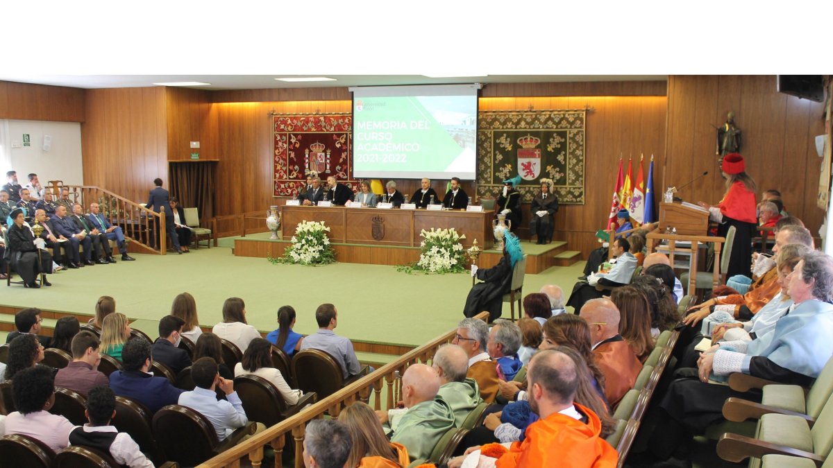 Imagen de archivo de la inauguración del curso universitario. ULE