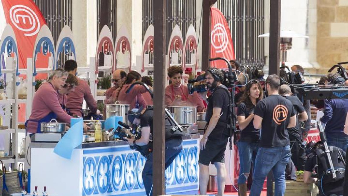 Un momento de la grabación del programa junto a la Catedral el pasado mes de junio