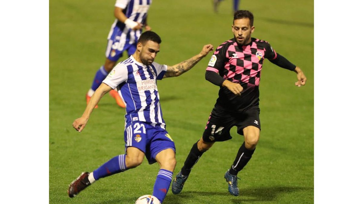 Dani Romera fue futbolista de la UD Almería. L. DE LA MATA