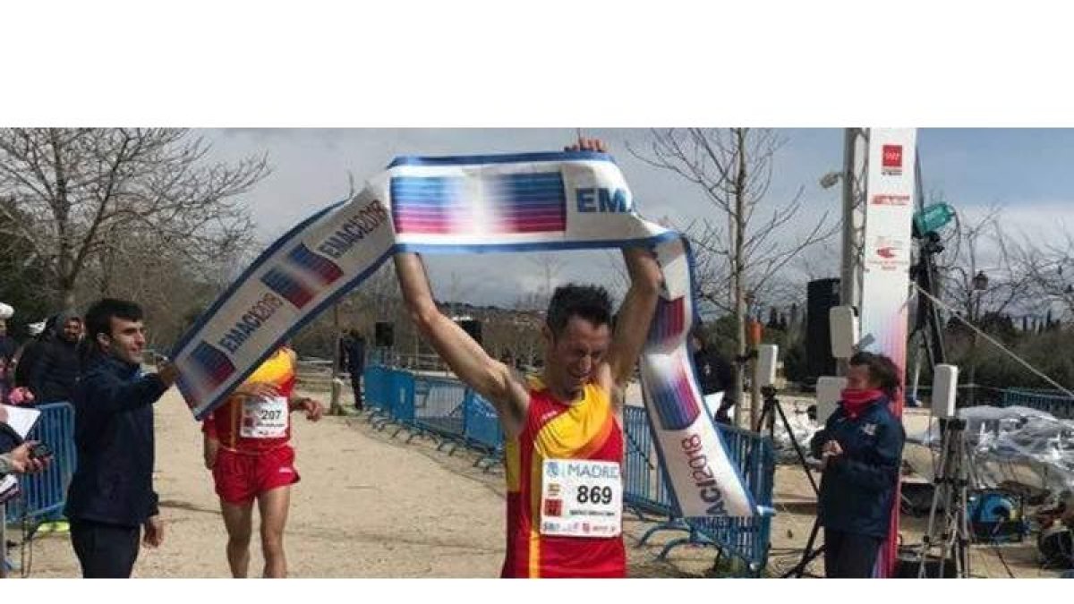 Alberto González logra dos oros, en individual y por equipos. DL