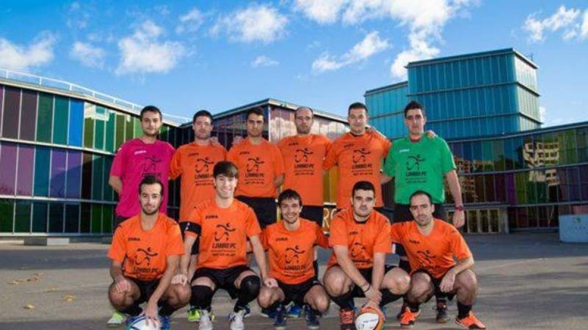 Formación del equipo Limbo PC de la Liga Asolefua.