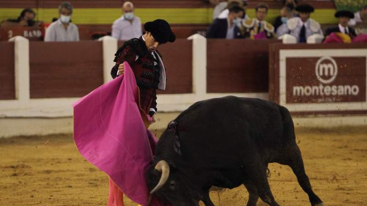 El diestro toreando el pasado 28 de agosto. JERO MORALES