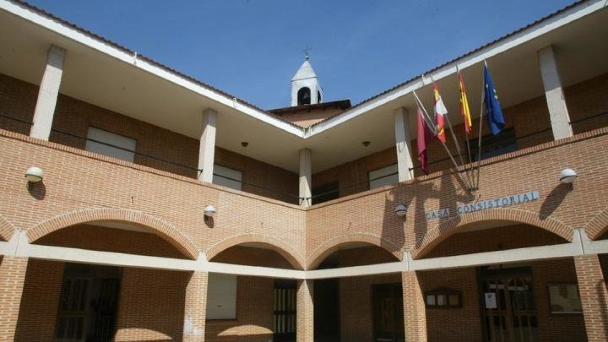 Ayuntamiento de Santa Marina del Rey. JESÚS F. SALVADORES