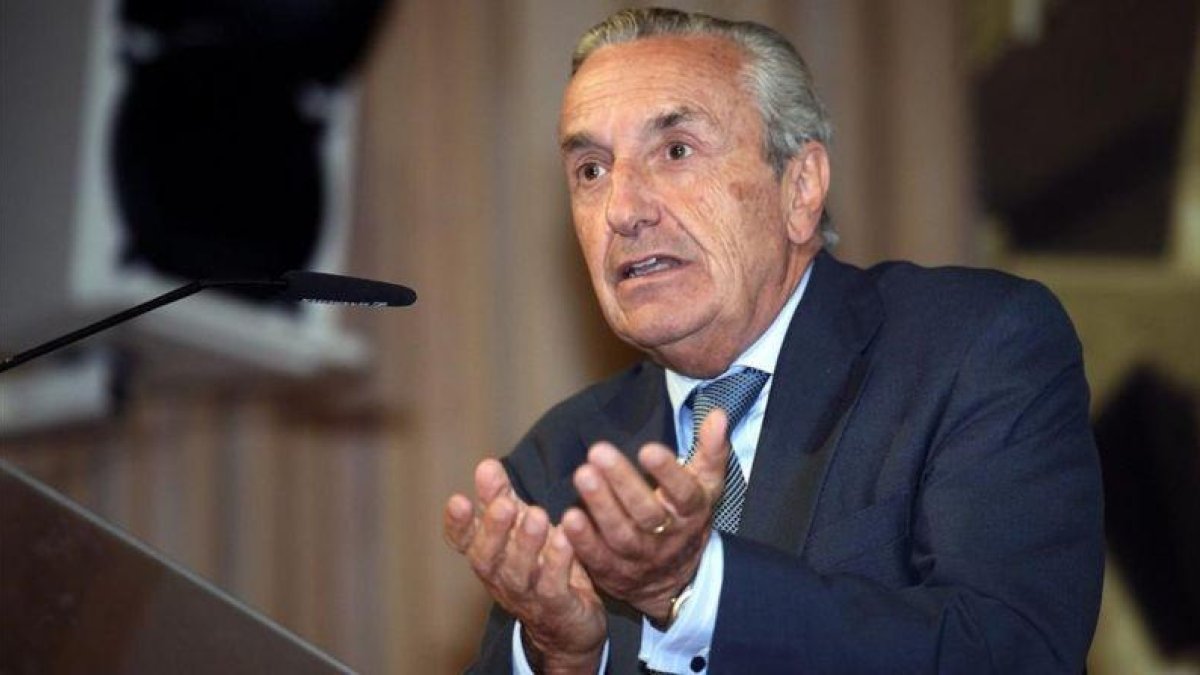 El presidente de la Comision Naciomal de los Mercados y la Competencia (CNMC), Jose María Marín Quemada.
