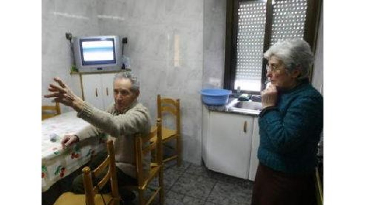 En El Castro, en Vega, no hay señal de televisión.